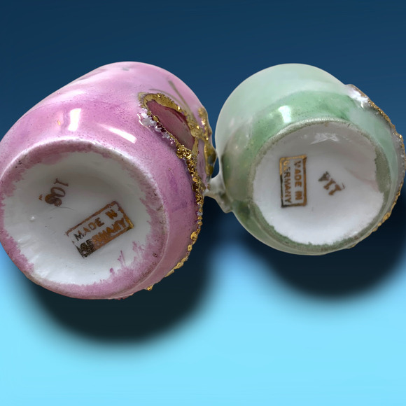 Lot 2 Vintage Mini Lusterware Cups "Forget Me Not" "A Present" Gilt Trim Germany - Picture 6 of 9